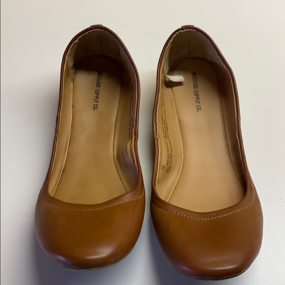 Mossimo Supply Co flats